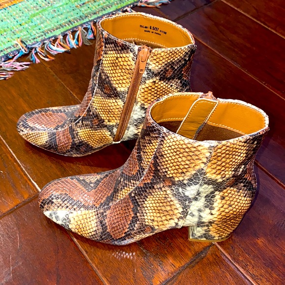Chinese Laundry Davinna Faux Snakeskin Ankle Boot - Picture 7 of 8